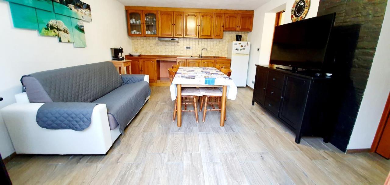 Appartamento Porto Frailis トルトリ エクステリア 写真
